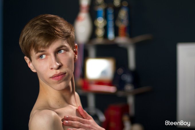 8teenBoy Latest | Gabe Isaac Solo Session ? @GabeIsaacXXX @MaxCarterXXX https://t.co/hWwARSs7SR ? #NOWSTREAMING