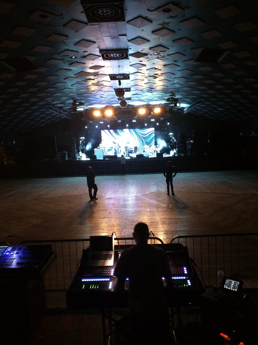 BarrowlandF's tweet photo. Pleased to announce @Leftfield were inducted into @BarrowlandF this fine Glasgow evening @TheBarrowlands #leftism22 #leftfield #barrowland https://t.co/DykhPUp7Q8
