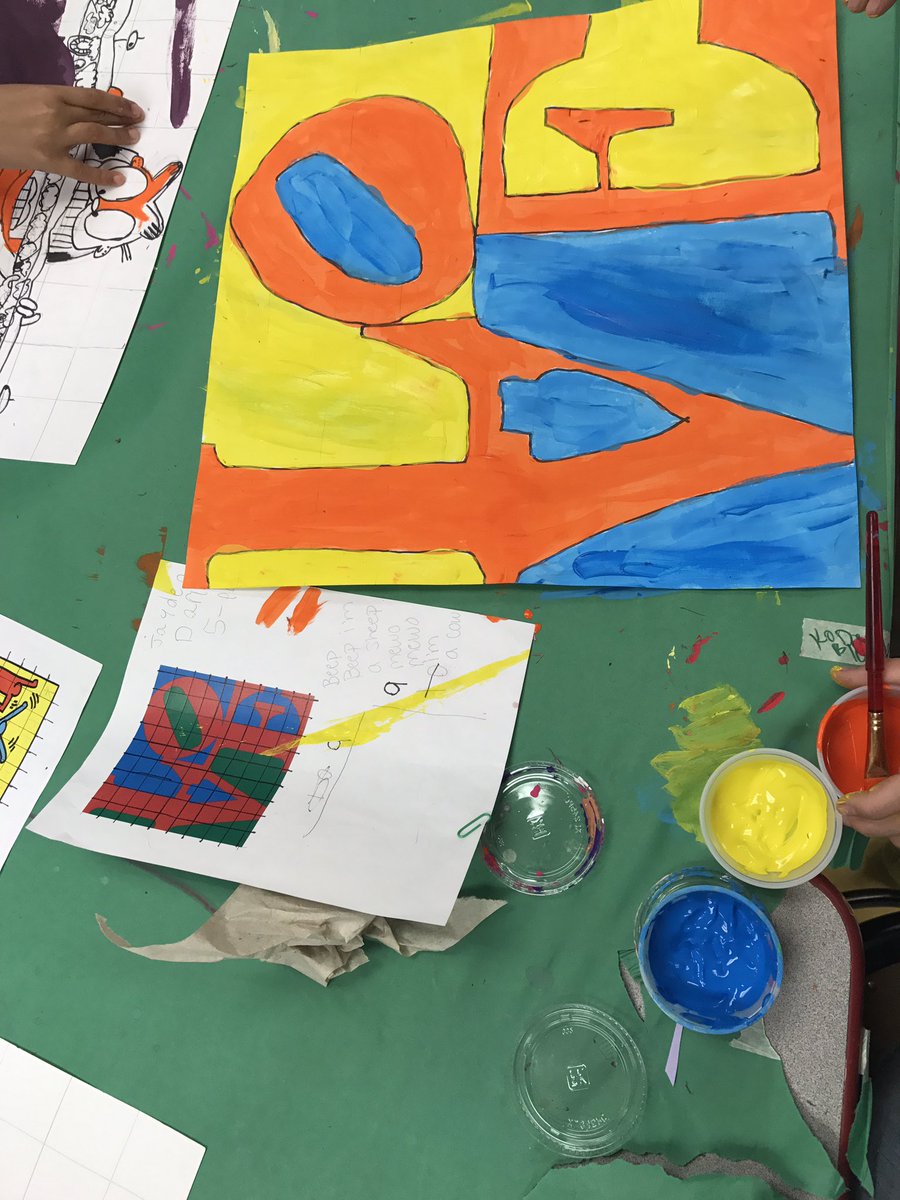 ArtKST's tweet photo. 5th grade grid drawing from famous works of art. #kanelandkst https://t.co/LDJmJkjtA2