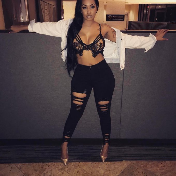 Brown skin ting' 😘 #FAME https://t.co/H9XomJjOdh<a href="/tag/fame"class="tags">#FAME</a>