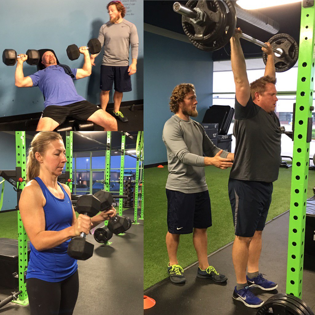 WSC_Coach's tweet photo. #strengthandconditioningclass doing work this morning... #strengthandconditioningcoach Calvin was very impressed! https://t.co/jBaiak24Zl