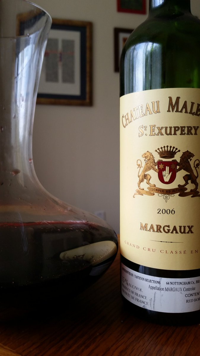 Nina's in her final days of dissertation, so time to open this gift from <a href="/Duffs_Wines/">Bill Dufton</a>. Letting it breathe now, good memory of your visit.