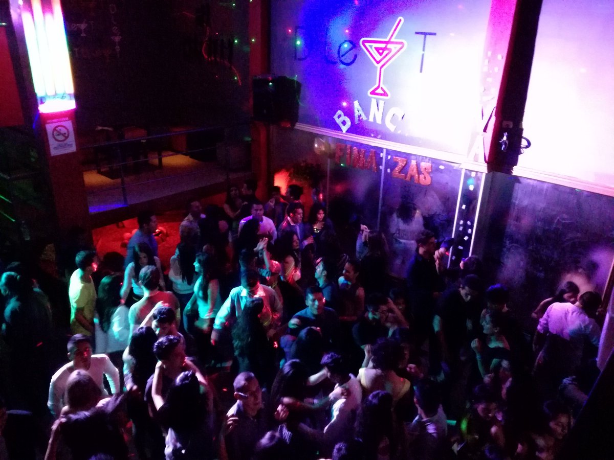 dleyt_discobar's tweet photo. La #Farra sigue en @dleyt_discobar #LOJA #DLEYTDISCOBAR #DLEYTDISCOBAR #DLEYTDISCOBAR https://t.co/pmcuQHxrpW