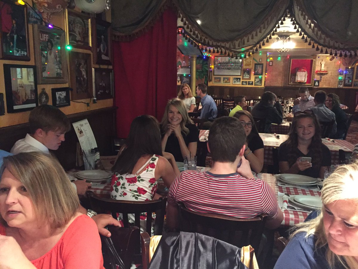 DavidHolmer90's tweet photo. Pre-graduation meal at Buca's @allieholmer @kbholmer @rmroetken #classof2017 #avonhs https://t.co/iMMTACpGZt