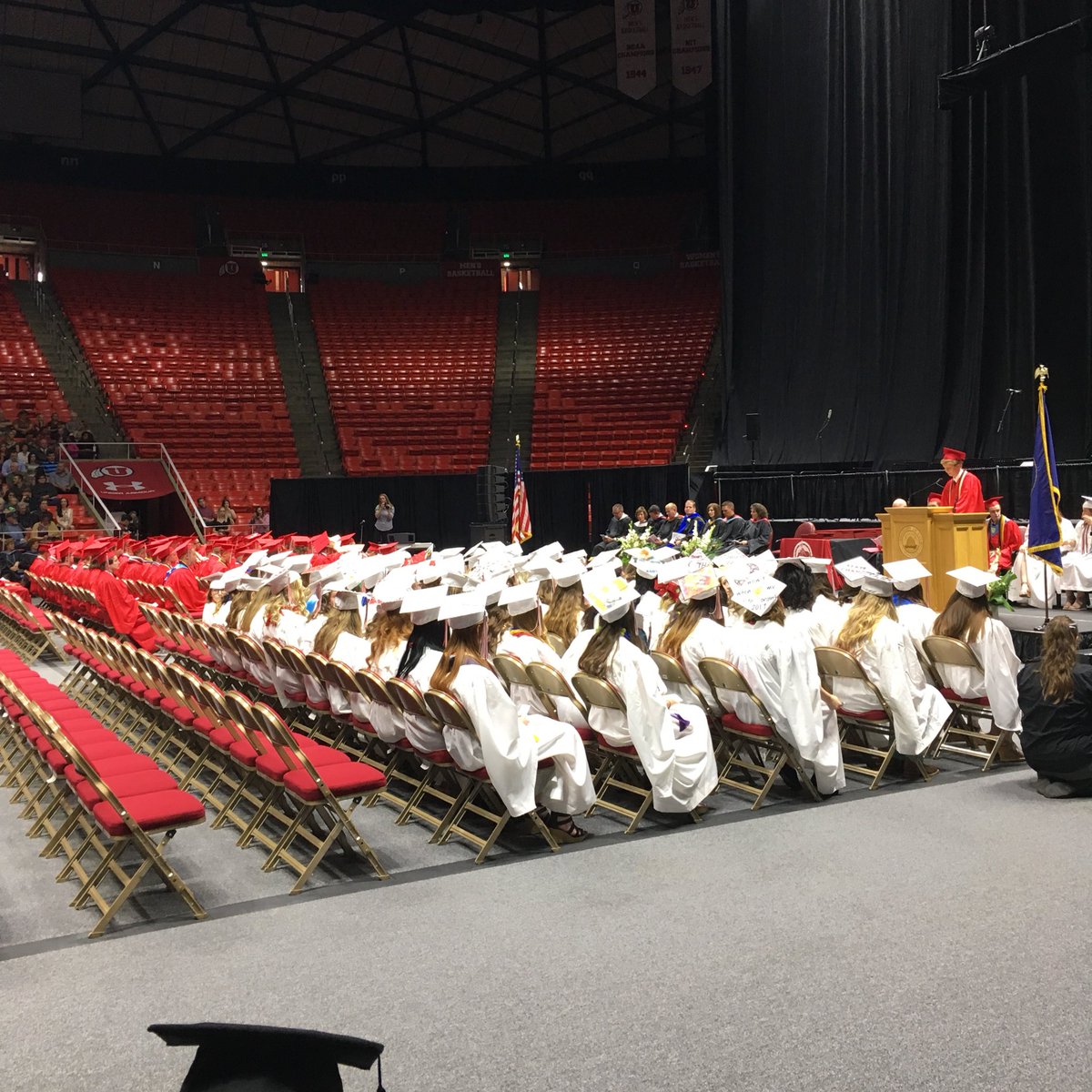 RED RIOT! tweet media