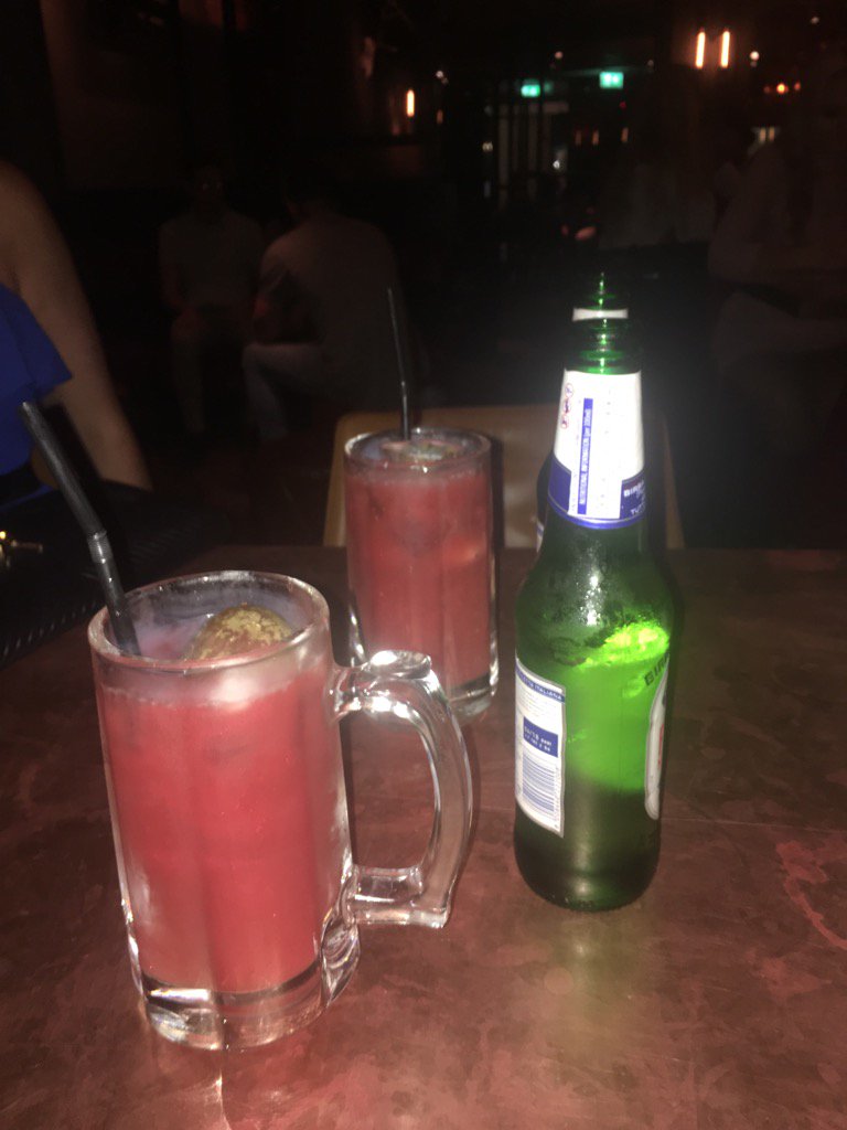 beckyembleton's tweet photo. Zombie n beer mmmmn https://t.co/UQYcbEmveV