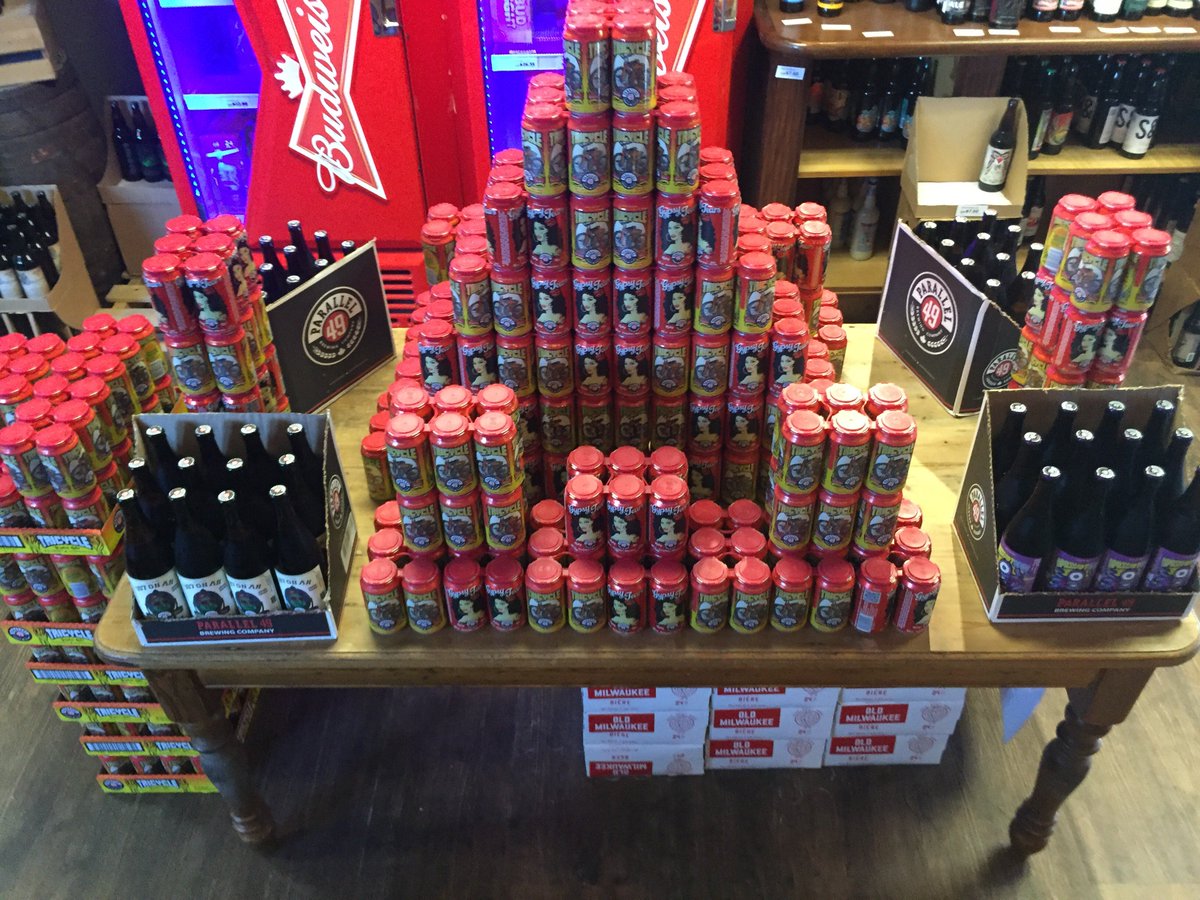 P49SALES's tweet photo. Get over to @cedarcottagelrs this week to win 1 of 4 @VCBW prize packs + check out the main event as well as our new #streetkitchen taproom! https://t.co/pxHcFbcgRd