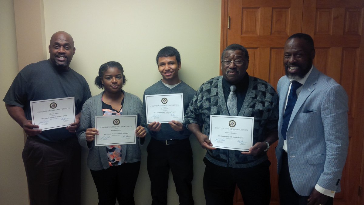 SenRonJohnson's tweet image. Congratulations to our latest #JosephProjectWI graduates from our Madison class this week. Good luck on your job interviews next week.
