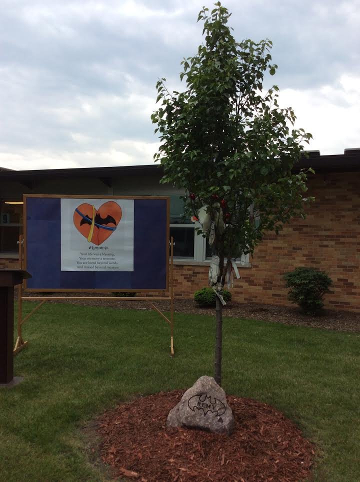 127_5_SpclSrvcs's tweet image. Beautiful memorial to our beloved student