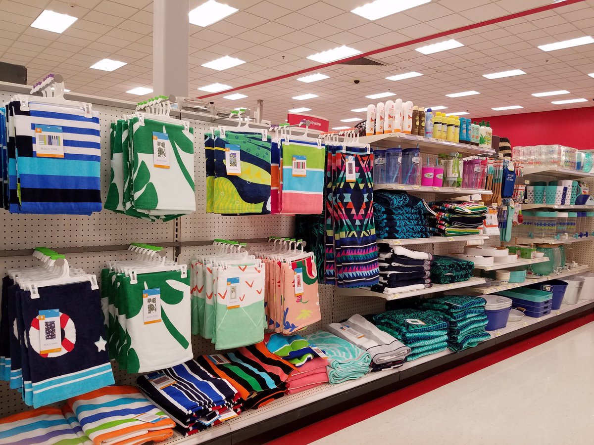 GabrielaRios23's tweet photo. #summerdays #entertain #1168 is ready for those warm summer days! #vmldiaries @ZackPapes89 @ncraynon @Tim_Heit https://t.co/b9EqPRbVzi