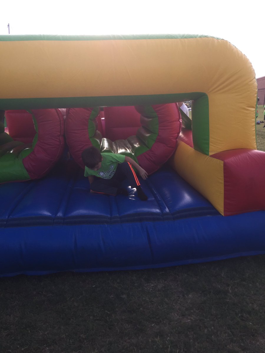 BlazerRecord's tweet photo. Best Field Day Ever!!! @BolinElementary  @BlazerPalm https://t.co/dtOJu8kPe0
