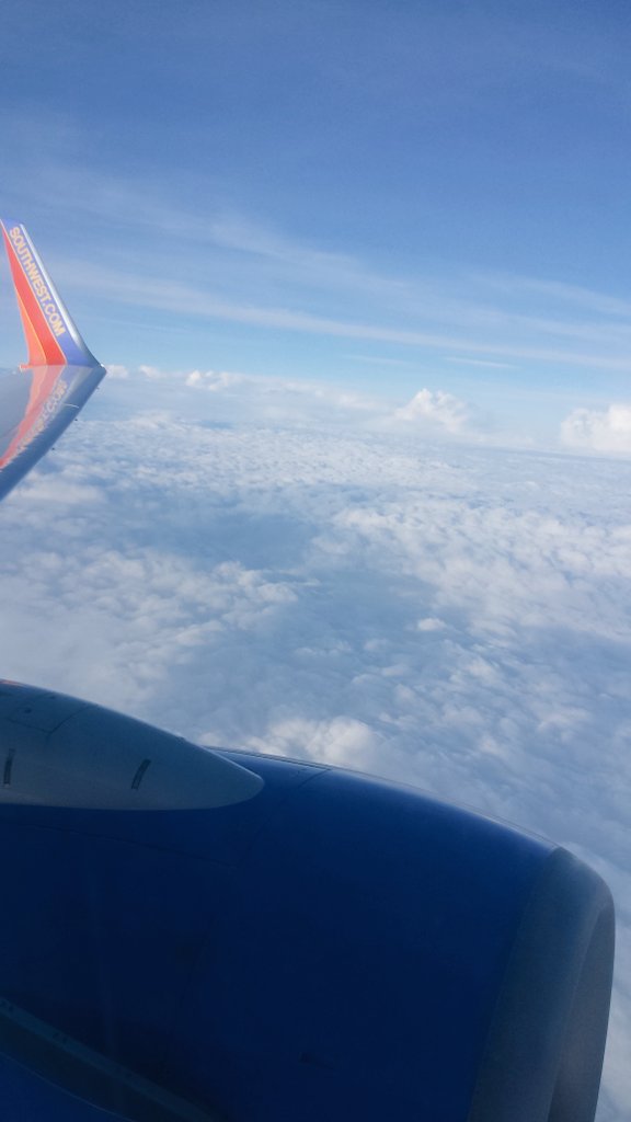 _GlitchLab's tweet image. Our plane just took off, see you soon Florida! 🌴🌊 #housemusic #weekend