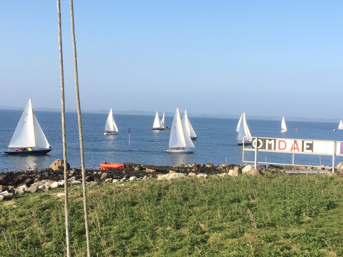 StuartMcGimpsey's tweet photo. Wednesday battery duty at SLYC. Perfect evening. A beautiful sight! #slyc #sailing https://t.co/4E33ikupH4