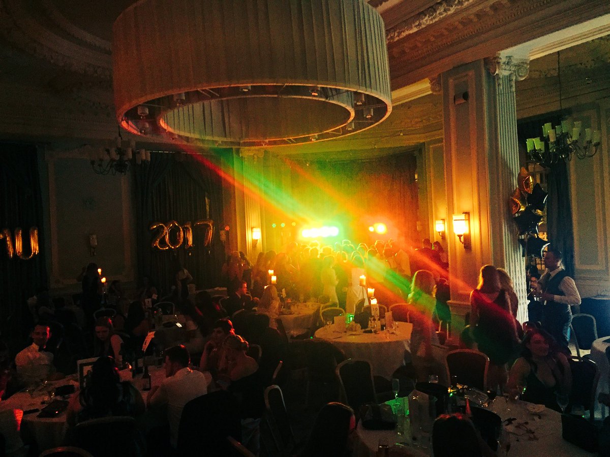 MMU Summer Ball 2017 tweet media