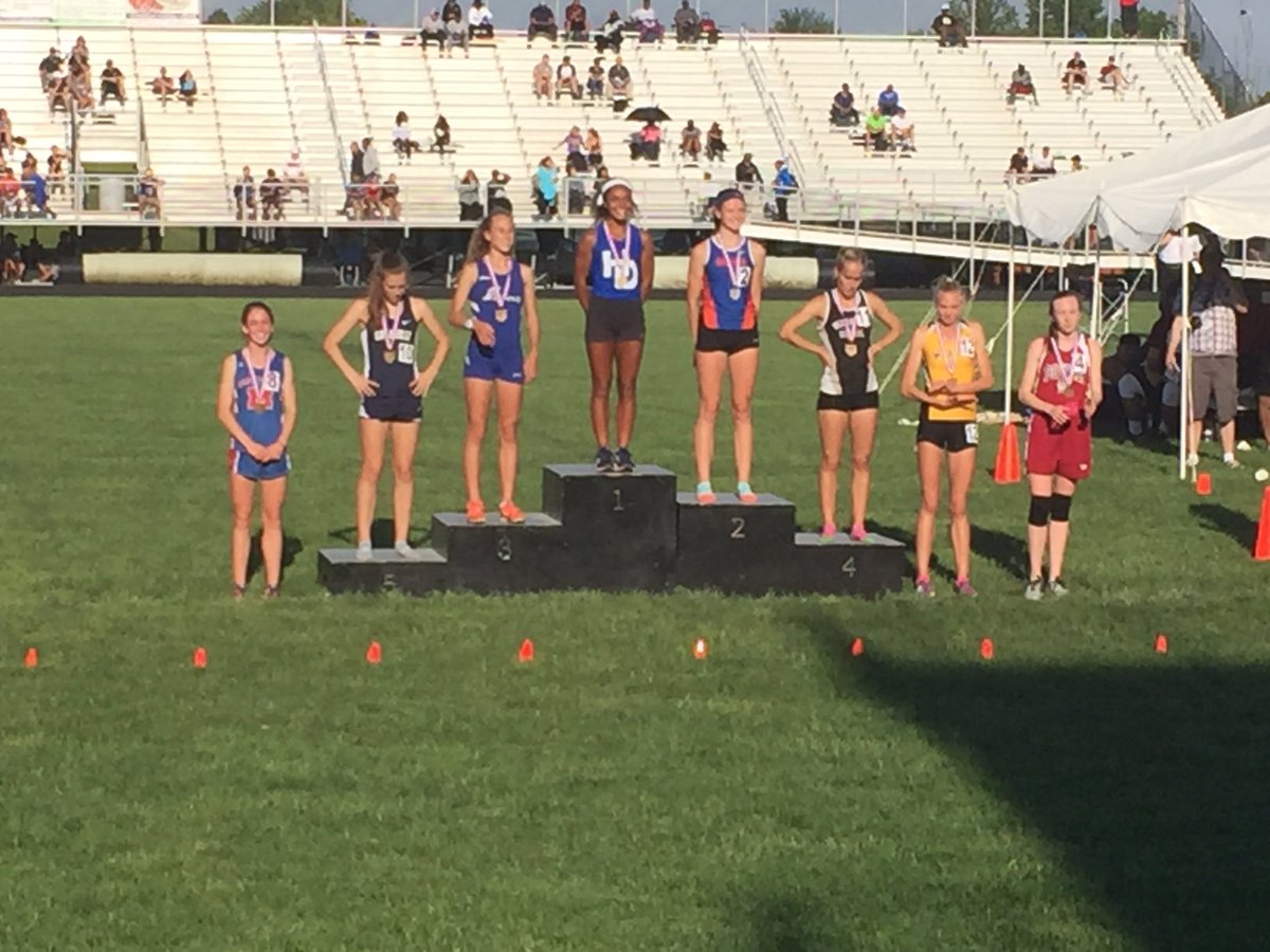 Jacquelyn Witt finishes 7th in the 1600 with a time 5:12.21 <a href="/MEVSDAthletics/">Monarch Athletics</a> <a href="/monarchs_xc/">Marysville XC</a>