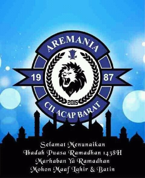 AremaClcpBarat's tweet photo. Segenap keluarga besar Aremania Cilacap Barat mengucapkan selamat menunaikan ibadah puasa ramadhan 1438H..
#SALAMSATUJIWA https://t.co/0mj2eSn2Gr