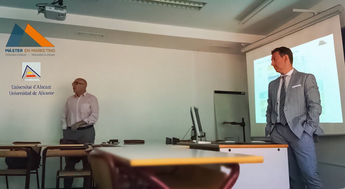 VentaCientifica's tweet photo. Otra sesión abordando "control de objetivos y cuotas de venta" del master de Marketing de la Universidad d Alicante. https://t.co/rfqjuWDS0W