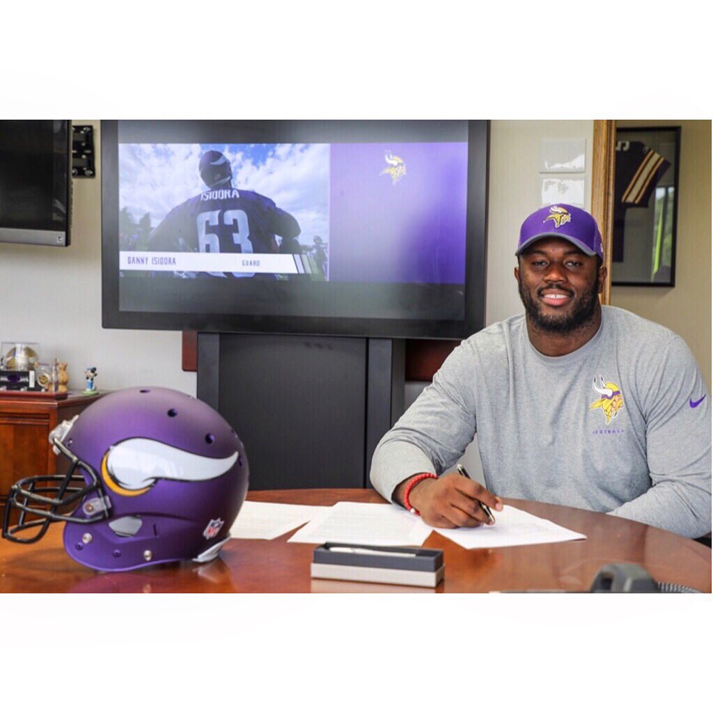 Truly blessed for the opportunity 🖊<a href="/Vikings/">Minnesota Vikings</a>