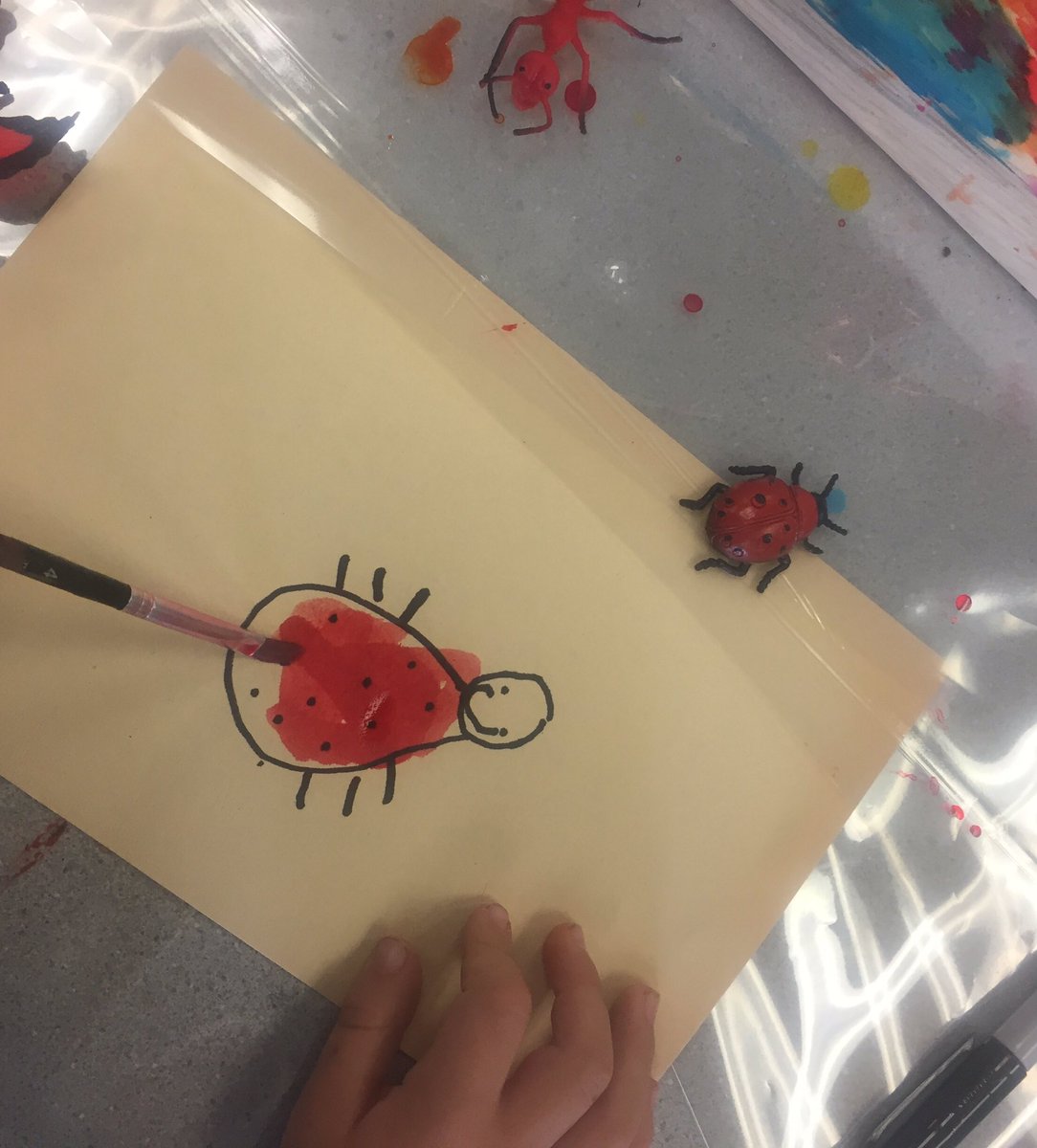 FDK_Lightning's tweet photo. Our students created beautiful #Watercolourandsharpie insects today. #insectinquiry #psi #observationaldrawinginfdk https://t.co/pj7BH4CqBM