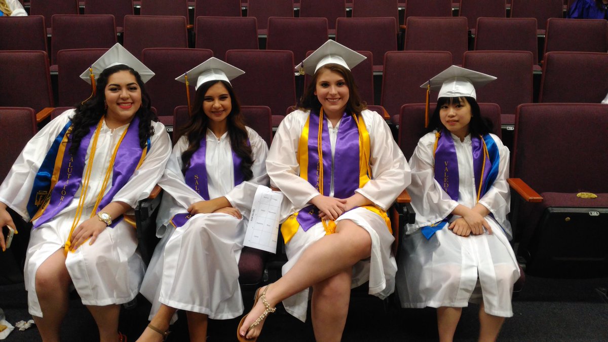 TigerTownCHS's tweet photo. Almost time! L-R: Salutatorians Lianne Zambrana, Stephanie Roberts, Skyler Locke, and Valedictorian Jessica Yu! https://t.co/Eof0vku3Oe