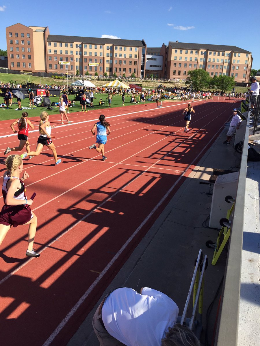 HaydenTrack's tweet photo. Girls 4x400 finishes a very successful year tying their PR at state to finish in the top 10 of 4A! We're proud of them all! https://t.co/m3z9sMA7aq