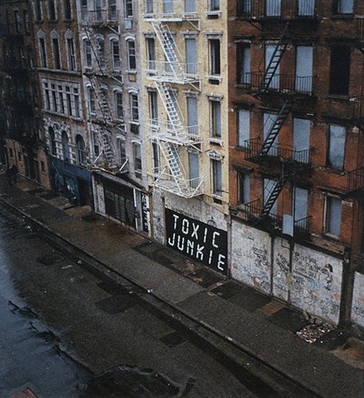 #BlackandWhite Show #KenkelebaHouse #Loisaida curated by #LorraineOGrady 1983 #art #notart #toxicjunkie #toxicjunky #toxic #spraypaint #NYC