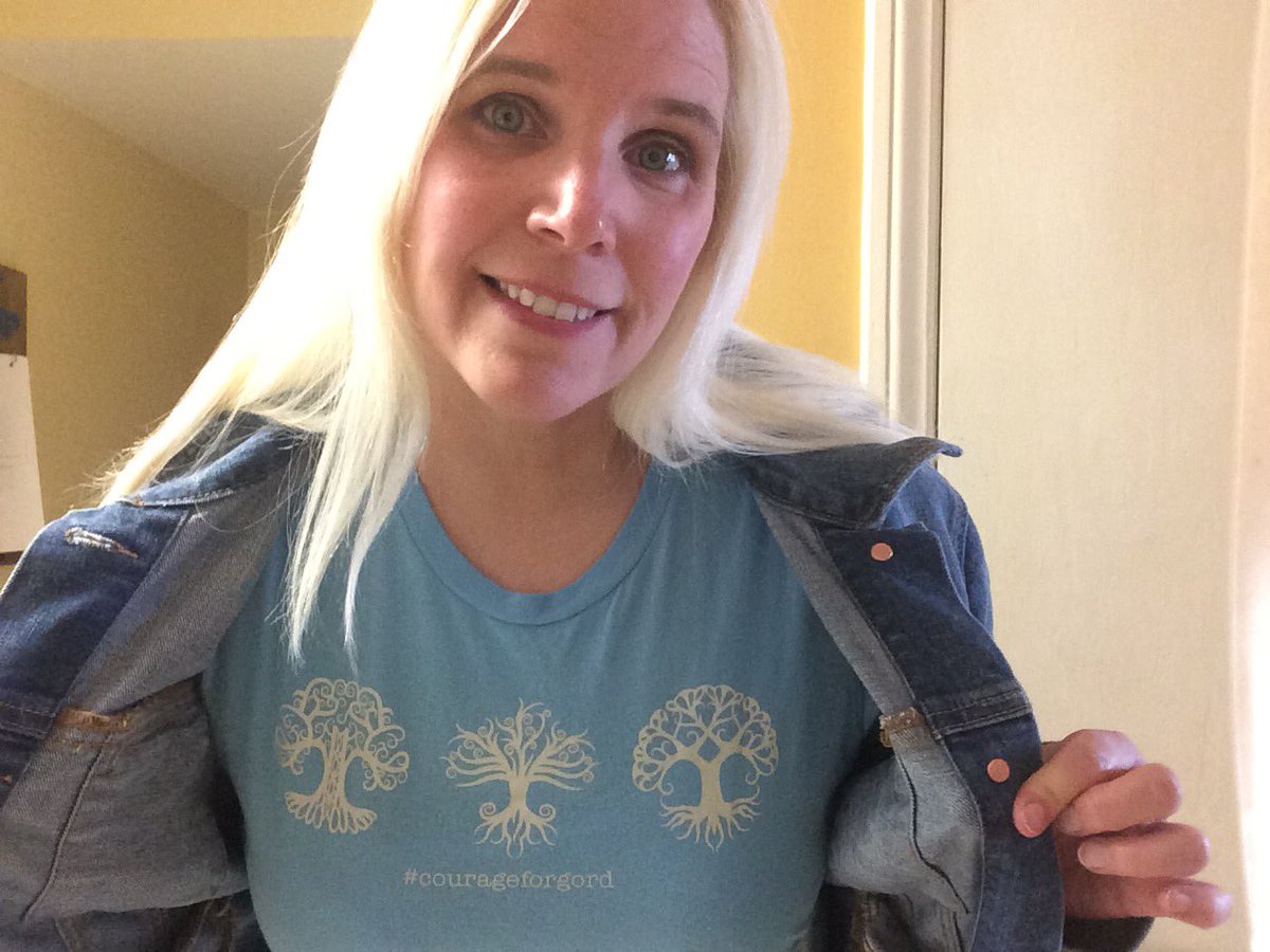 NorthernLove93's tweet photo. Proudly sporting my @courageforgord t-shirt For tonight's RHCP concert- last time I was there was for @thehipdotcom #mmptour -memories!! https://t.co/lSeShDaNED
