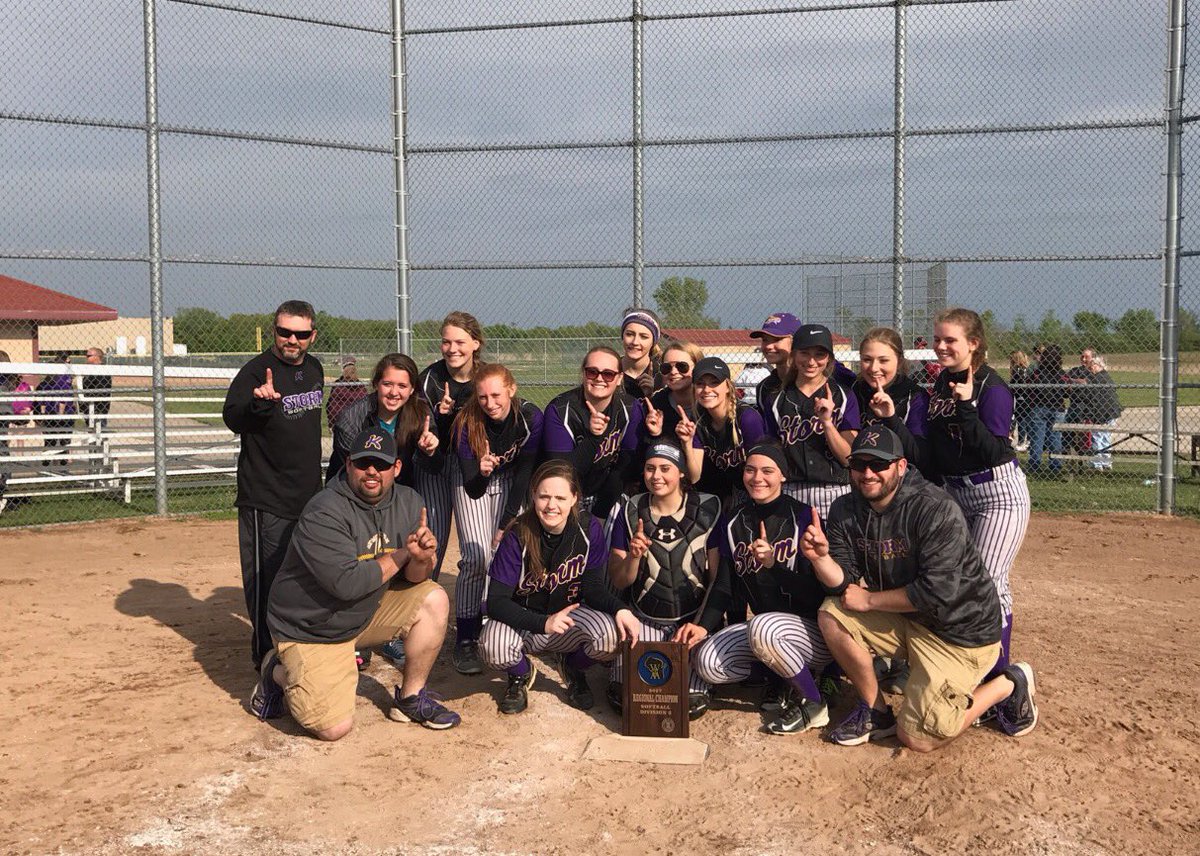 StormSoftball3's tweet photo. 2017 REGIONAL CHAMPIONS https://t.co/fTk3bN2VCv
