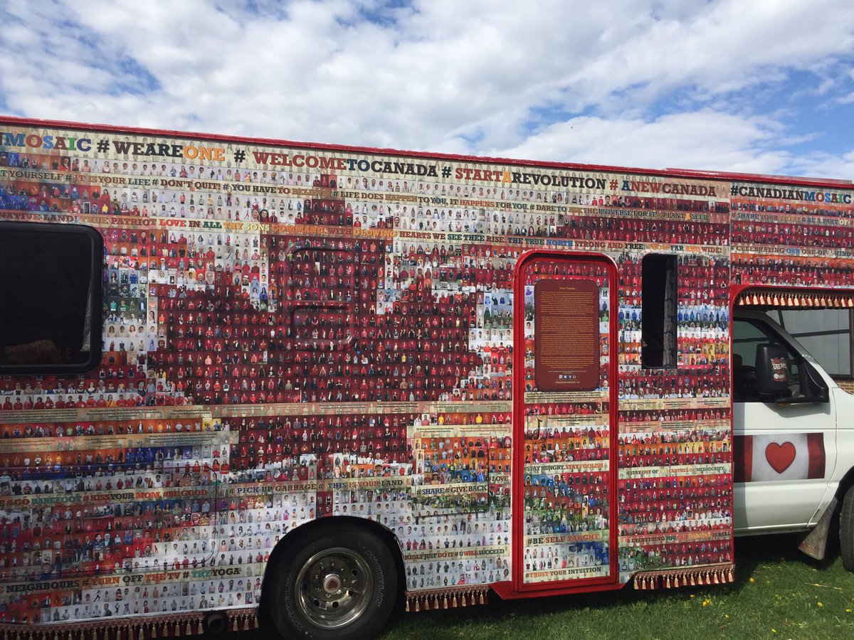 dianwyntjes's tweet photo. Hey #RedDeer, come on down to the @RedDeerMuseum until 7:30 to celebrate the portraits of Canada bus! #thingstodoinreddeer https://t.co/9AtsWziV07