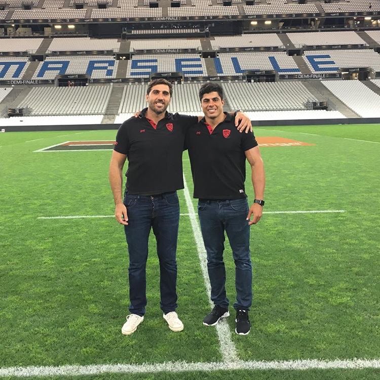 ScrumRugby (@scrumespn) on Twitter photo #RUGBYxESPN ¡Dos argentinos en la final! Juan Fernández Lobbe y <a href="/Axelmuller7/">Axel Muller</a>, luego de la agónica victoria de <a href="/RCTofficiel/">RCT – Rugby Club Toulonnais</a> ante La Rochelle. #RUGBYxESPN ¡Dos argentinos en la final! Juan Fernández Lobbe y <a href="/Axelmuller7/">Axel Muller</a>, luego de la agónica victoria de <a href="/RCTofficiel/">RCT – Rugby Club Toulonnais</a> ante La Rochelle.