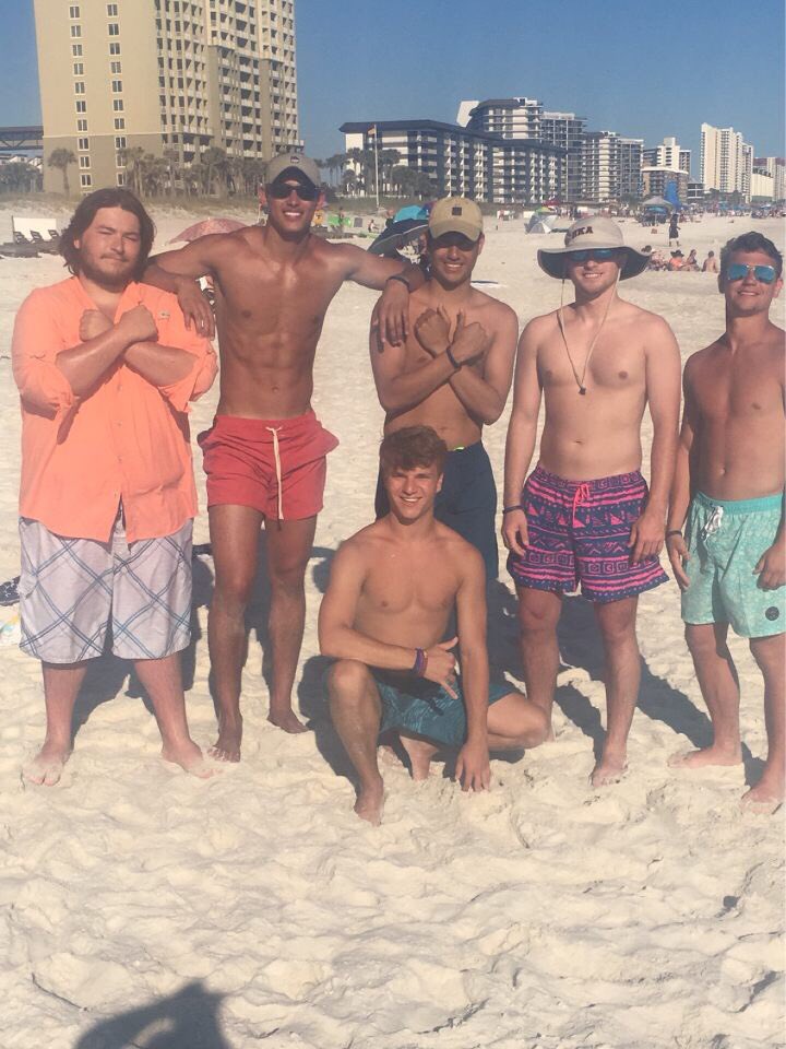 IvanTheKid13's tweet photo. #GangGang https://t.co/g71k3VeamC