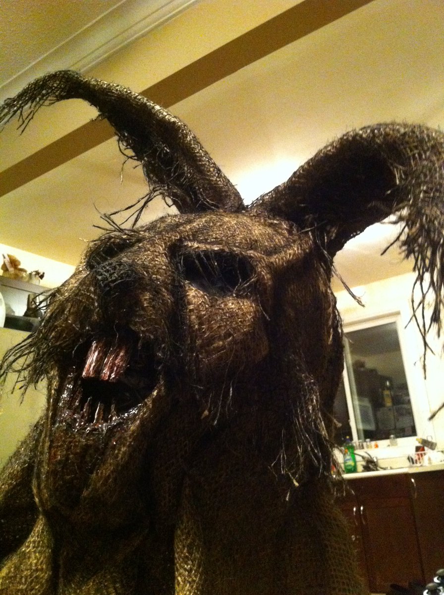 AaronNobess's tweet photo. Love Rabbits? #rabbit #hare #bunny #Easter #Easterbunny #buckteeth #DonnieDarko #sillyrabbit #bunnies #cryptskinproject #masks #costumes https://t.co/6pdjrA0RFJ