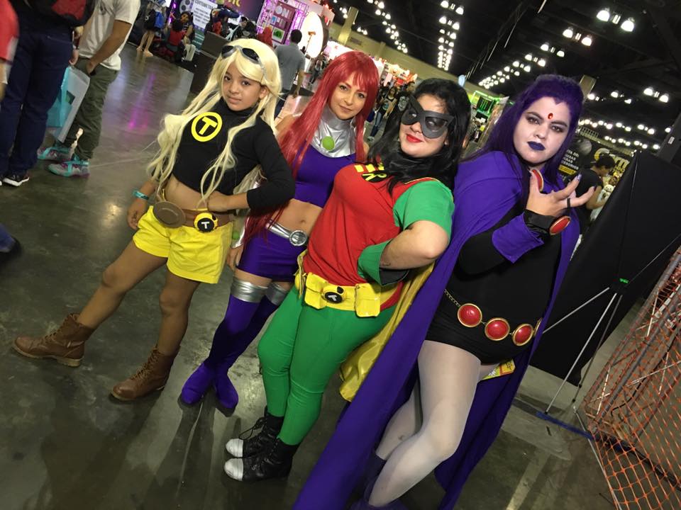 Criticologos's tweet photo. ¿Estás en la foto? Compártela 👍🏻 Puerto Rico Comic Con (@prcomiccon) 2017. #prcc #prcc17 #prcc2017 #PRComicCon #prcomiccon17 https://t.co/tqZrIC5Vd5