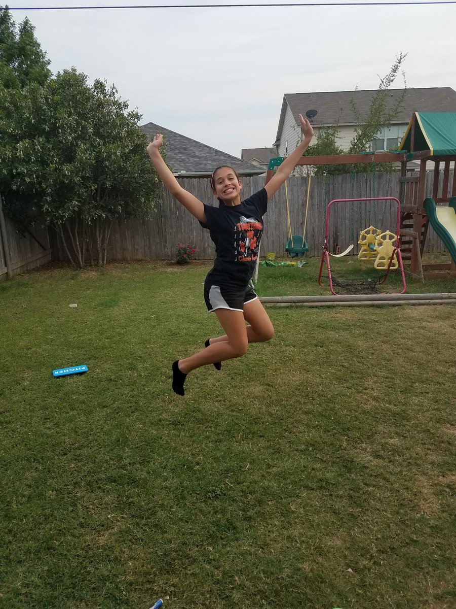 nessla03's tweet photo. @TMobileHelp Thank you @TMobileHelp @tmobile for resolving so quickly! Mike Perez &amp; Mario S were super helpful. My daughter is excited again! https://t.co/cbpntbXQQ7
