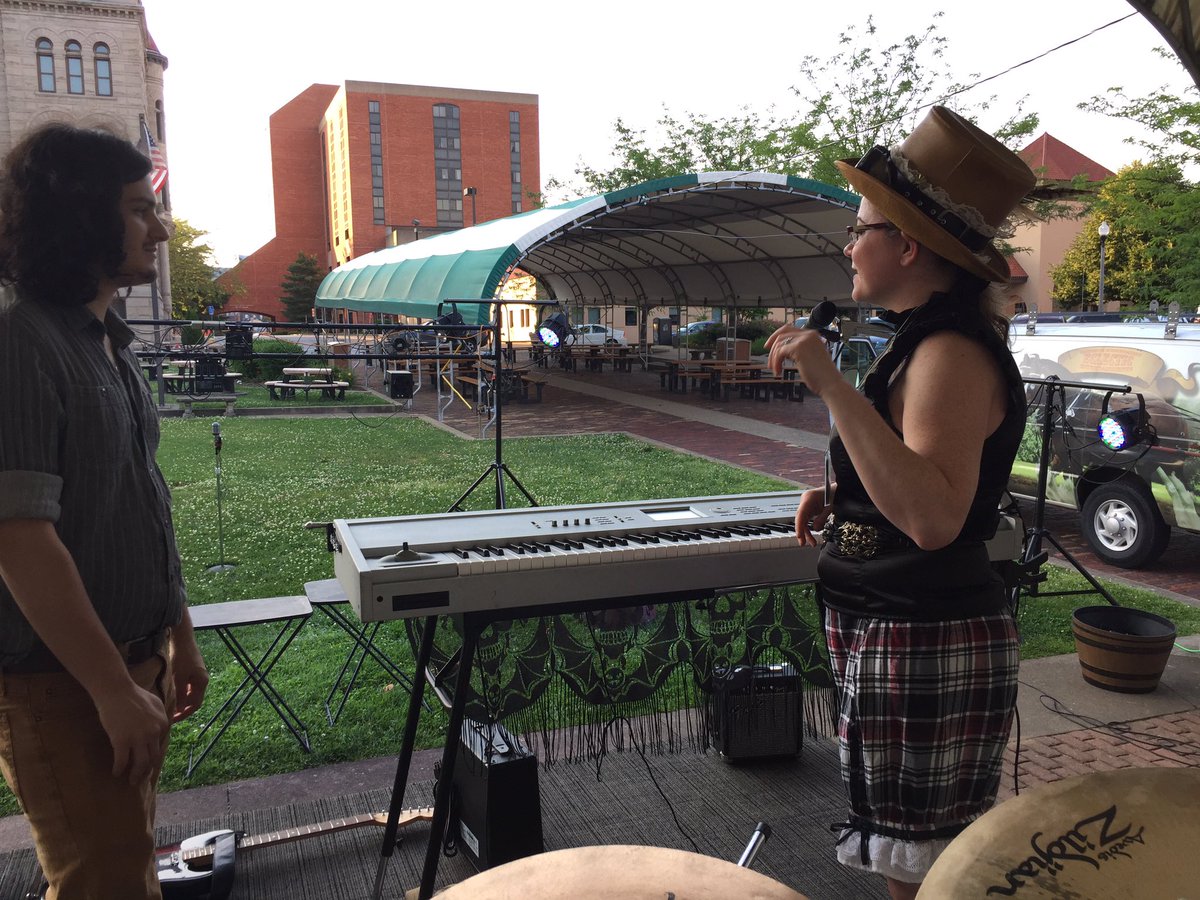 SteamOpera's tweet image. Sound check! #vandalia-con we play at 11 tonight