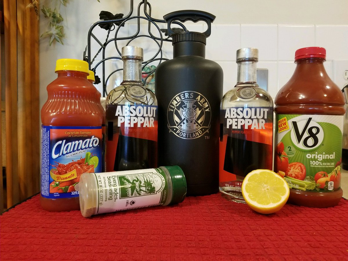 IAmDurr's tweet photo. I aint fucking around. Still need a few more ingredients. #GrixBus #BloodyBus #CaesarBus https://t.co/YnPM0V9dTj