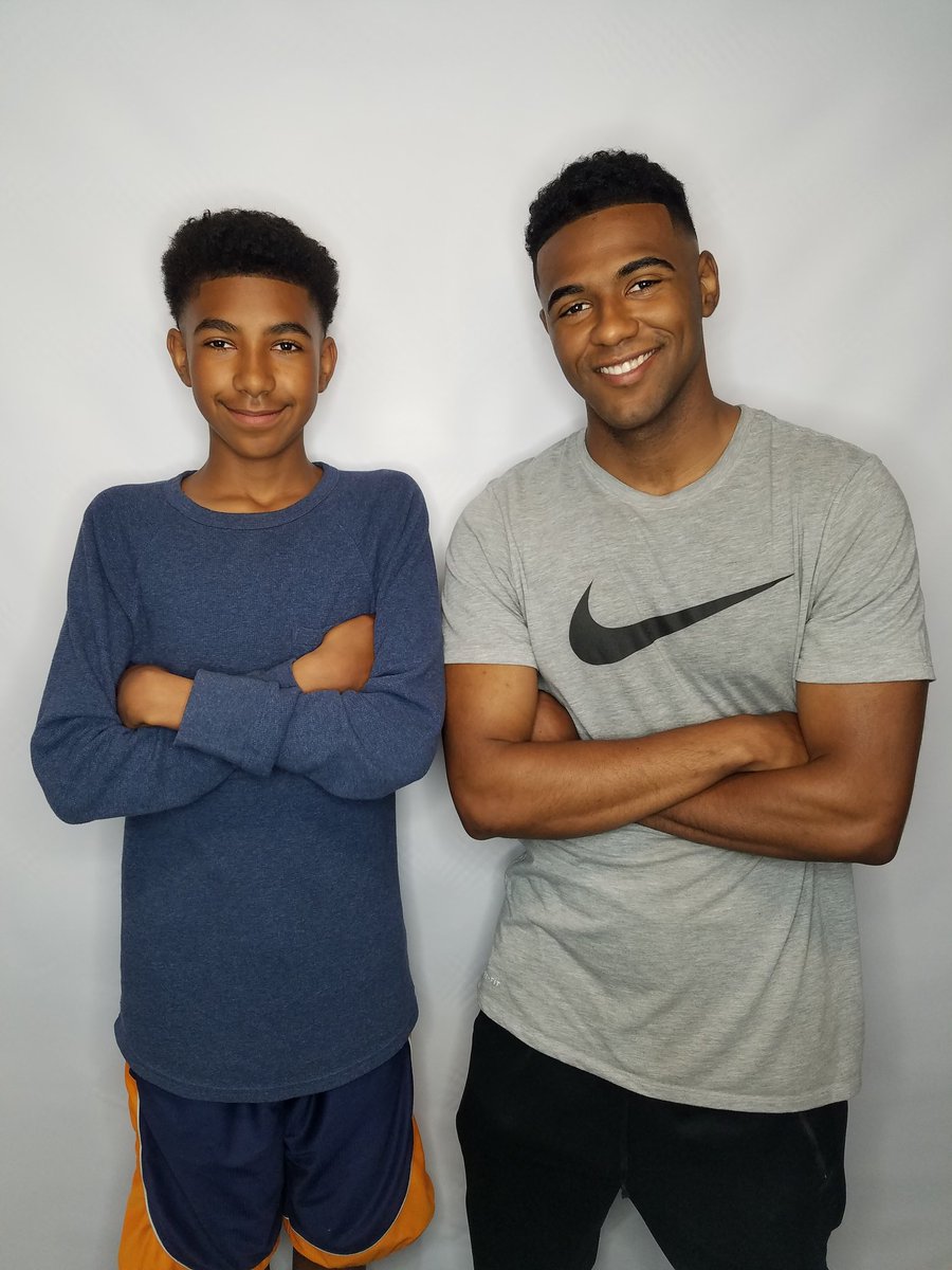 basedvp's tweet photo. Twitter first 👀👀😏 @xavierb22 lol #BASEDCUTZ #BASEDPhotography https://t.co/L99meLn5b6