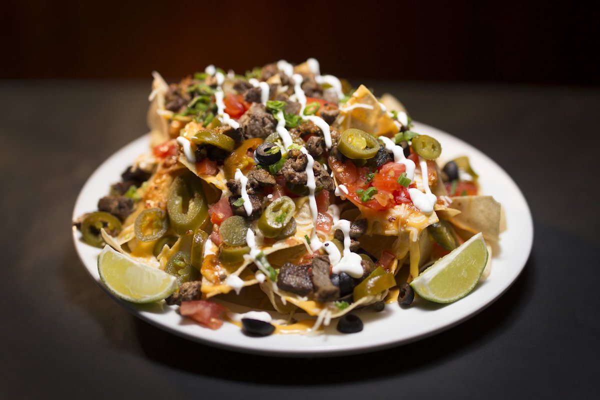 Three-day weekend! Start it off right at happy hour from 4-7pm. Our tri-tip nachos pair perfectly with an ice cold beer. #discoverwinters