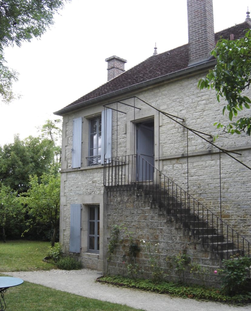 Museum dedicated to #PierreAugusteRenoir opens 6/3/17 in artist's home in Essoyes, France.