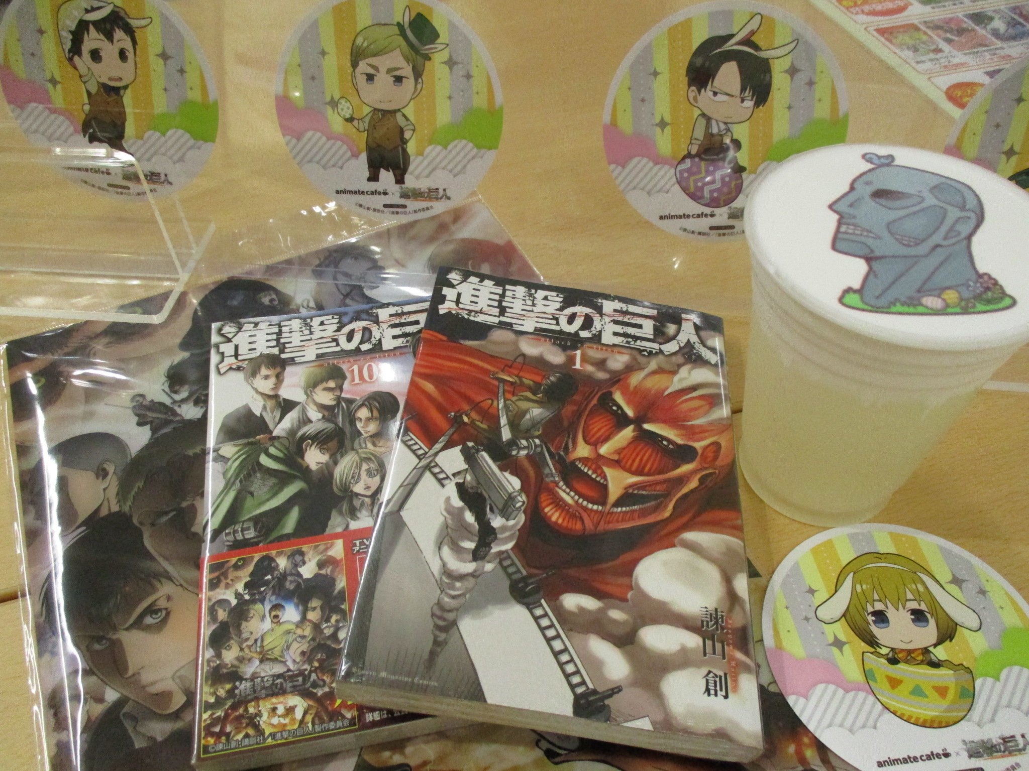 アニメイト吉祥寺パルコ 彡営業中 カフェ 進撃の巨人 グラッテより ミニキャラ超大型巨人 大きいのか小さいのかどっちなんだ こんな可愛くなった巨人なら簡単に駆逐できそうキチ お買い物任務のあとは カフェグラッテで戦士の休息キチね アニメイト吉祥寺パルコ 彡営業中 カフェ 進撃の巨人 グラッテより ミニキャラ超大型巨人 大きいのか小さいのかどっちなんだ こんな可愛くなった巨人なら簡単に駆逐できそうキチ お買い物任務のあとは カフェグラッテで戦士の休息キチね