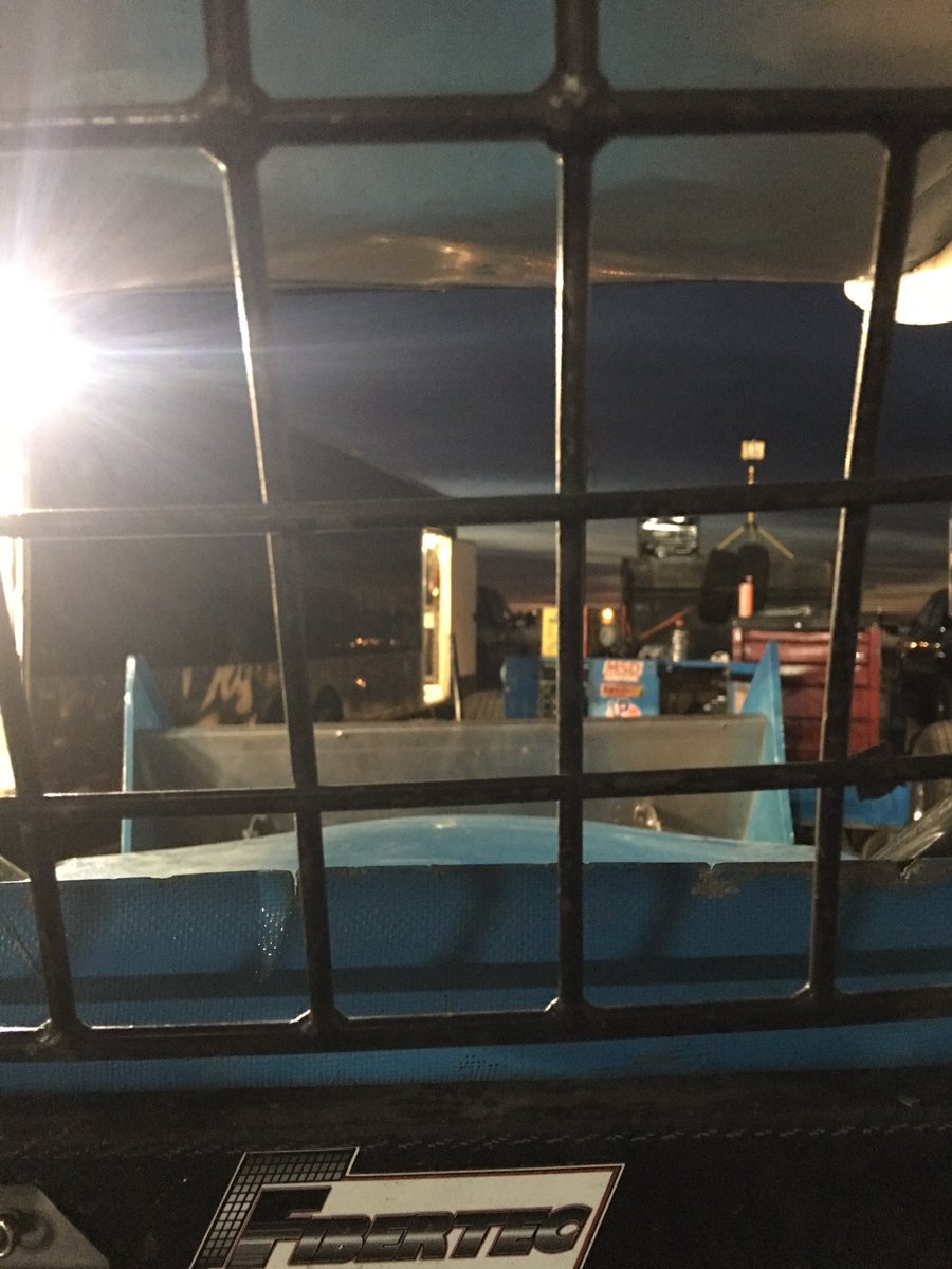 CDR4DD's tweet image. #tweetyourseat  @WingedNation getting ready for 305 A main at Jackson mn