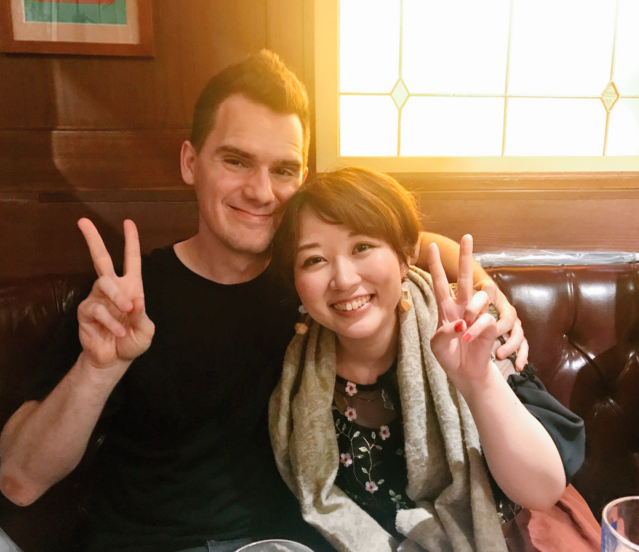 市原えつこ Etsuko Ichihara カイル マクドナルド大先生に作品をお見せできて嬉しかった カイルさんの監視社会をテーマにした作品 群衆を書き尽くす めちゃくちゃ面白かったです 明日iccでアーティストトークされます T Co Ckttvmb2oi