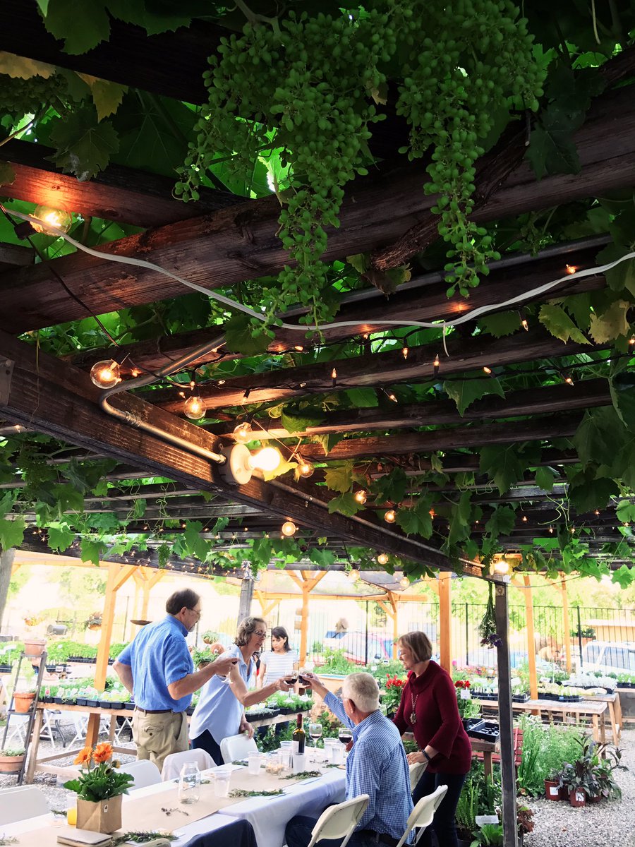 Stockton_Cali's tweet image. Checking out the #GreenTable at #InSeason Nursery. @GoodstockCa