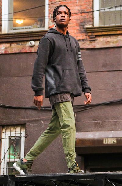 yotsaba's tweet image. 