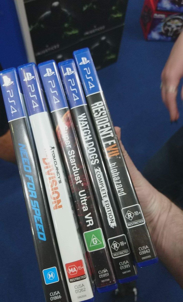 NoRC's tweet photo. @sairukau Picked up some physical copies of games I've been playing cause you know, #GotBox https://t.co/MZNKiEY0B2