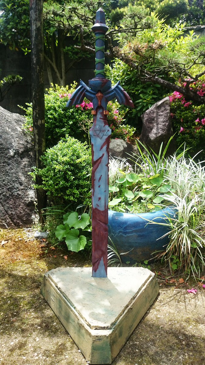 100年の時 主が ここを訪れるのを待っておったぞ―― ついに、ついに完成