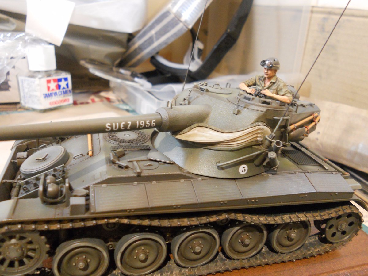 模型ファクトリー בטוויטר 模型ファクトリーのアトリエ風景 新開様の タミヤ 1 35 フランス軽戦車amx 13 デカールは Star Decals 1 35 Amx 13 75 フランス 冷戦期 スエズ動乱 デカールセット