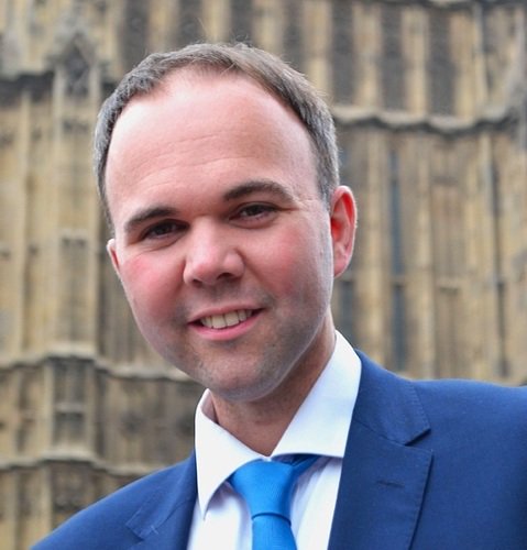 So Gavin Barwell wrote a book about how to win seats and then... lost his seat
Just been appointed Chief of Staff!
Can anyone see the irony?