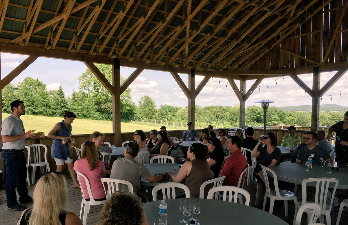 Dégustation chez @valcaudalies! #vin @laroutedesvins <a href="/regionbm/">Brome-Missisquoi</a>