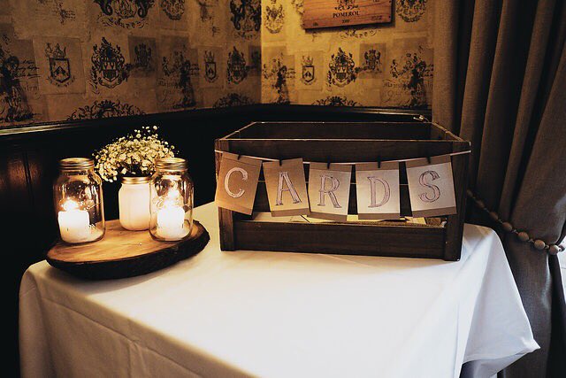Laura_studio_1's tweet photo. Custom made wedding decorations in oil and bronze, Pink, Navy &amp; Gold colour scheme available to order @Laura_studio_1 #manchester #weddings https://t.co/sdUDV0zxkL